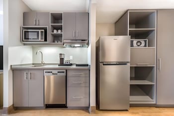 Standard Room, 2 Queen Beds, Non Smoking, Kitchenette (Larger Room)