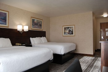 Standard Room, 2 Queen Beds, Non Smoking