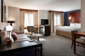 Room, 1 Queen Bed with Sofa bed, Accessible (Mobility/Hearing Roll in Shower)