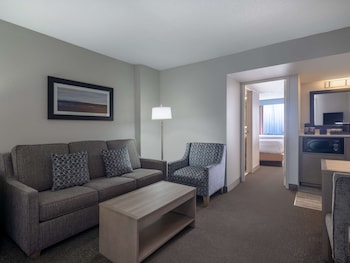 Suite, 2 Queen Beds, Non Smoking