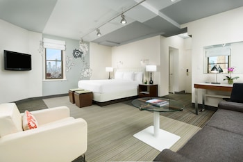 Deluxe Studio Suite