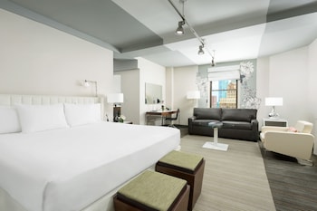 Deluxe Studio Suite