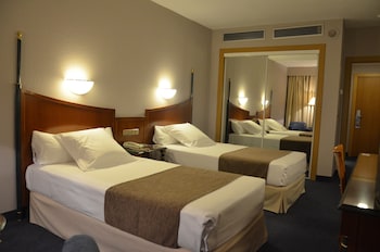 Standard Double Room, 2 Twin Beds