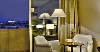 Standard Double Room, 2 Twin Beds, City View