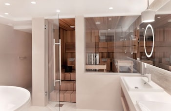Royal Suite