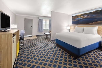 Studio Suite, 1 Queen Bed, Non Smoking