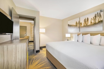 Suite, Multiple Beds, Non Smoking