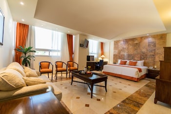 Deluxe Suite