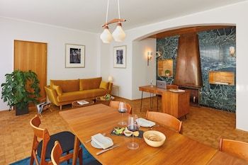 Excelsior Suite
