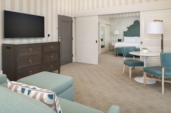 One Bedroom Ste Mobility/Hearing Acc Ri Shwr