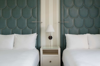 2 Double Beds Deluxe Room with Terrace