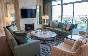 Penthouse Suite