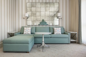 Junior Suite with Hollywood Hills View
