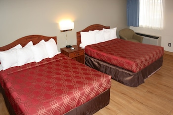Room, 2 Queen Beds (Pet Friendly)