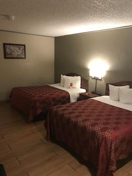 Room, 2 Queen Beds, Accessible, Non Smoking