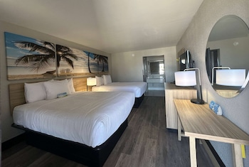 Room, 2 Queen Beds, Non Smoking