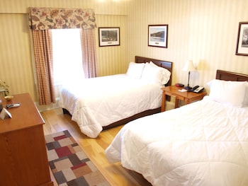 Standard Room, 2 Double Beds