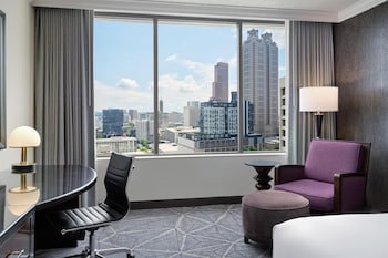 Premium Room, 1 King Bed, City View