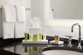 Room, 2 Double Beds, Accessible, Bathtub