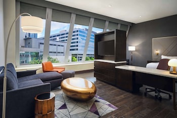 Deluxe Studio, 1 King Bed
