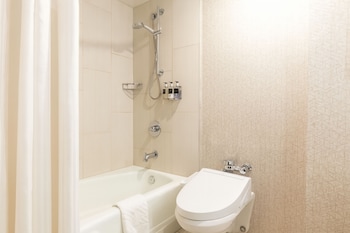 Room, 1 King Bed, Club Lounge Access, City View
