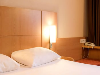 Standard Room, 1 Double Bed