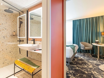Deluxe Room, 1 Double Bed, Park View