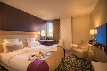 Deluxe Room, 1 Double Bed, Park View