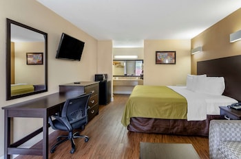 Standard Room, 1 King Bed, Smoking