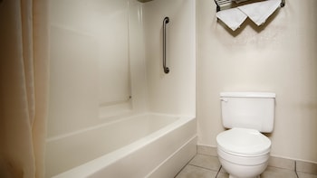 Standard Room, 1 King Bed, Non Smoking, Refrigerator & Microwave
