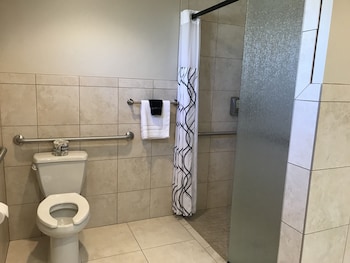 Room, Multiple Beds, Accessible (H/A Roll-in 2 Queen Beds)