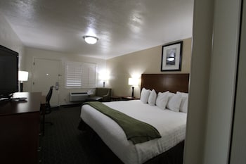 Deluxe Room, 1 King Bed (1 King Bed)