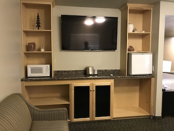 Suite, Multiple Beds (Family Suite)