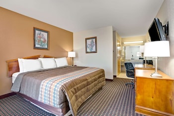 Studio Suite, 1 King Bed, Non Smoking