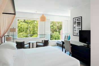 Room, 1 King Bed, Garden View