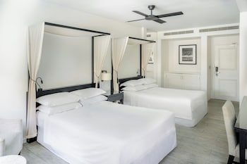 Room, 2 Double Beds, Garden View