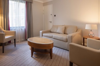 Junior Suite, 1 King Bed