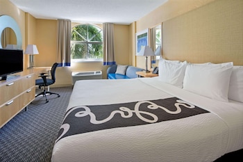 Deluxe Room, 1 King Bed, Non Smoking