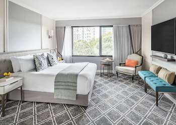 Superior Room, 1 King Bed