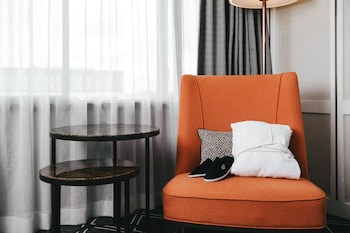 Superior Room, 1 King Bed (Accessible)