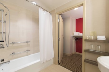 Room, 2 Queen Beds