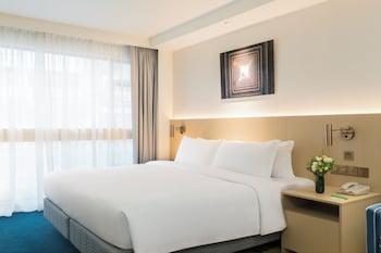 Suite, 1 Bedroom (Middle Floor)