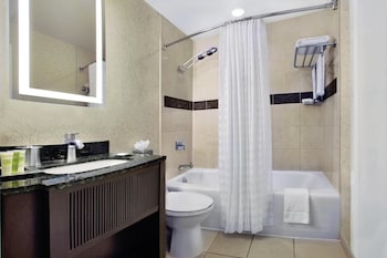 Premium Room - 1 King Bed