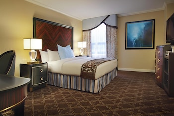 Suite, 2 Double Beds, Non Smoking