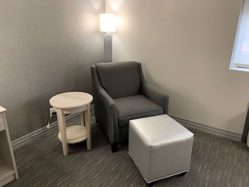 Standard Room, 1 King Bed, Non Smoking, Refrigerator & Microwave