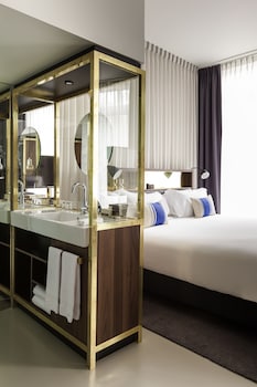 Junior Suite, 1 King Bed