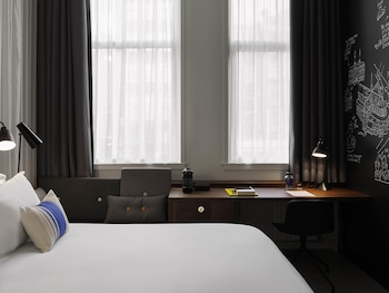 Classic Room, 1 Queen Bed