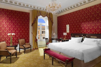 Deluxe Room, 1 King Bed