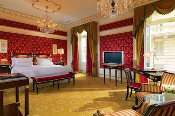 Junior Suite, 1 King Bed