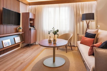 Junior Suite (The Level 2+2)